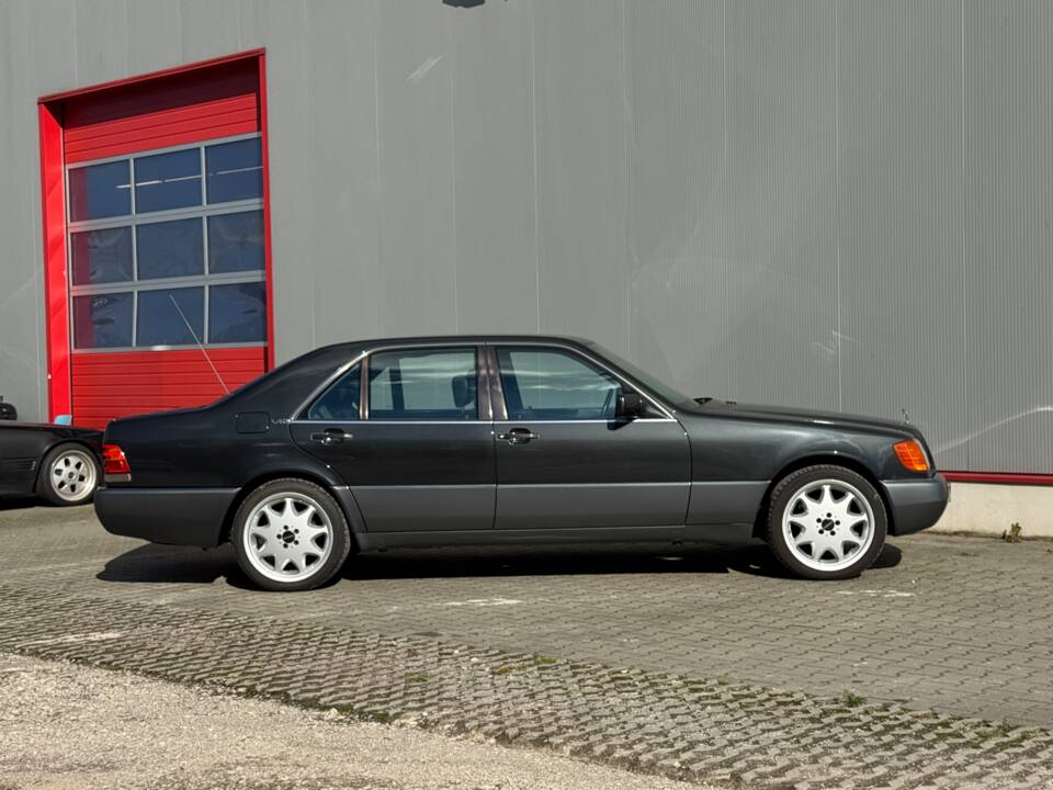 Bild 9/56 von Mercedes-Benz 600 SEL (1991)