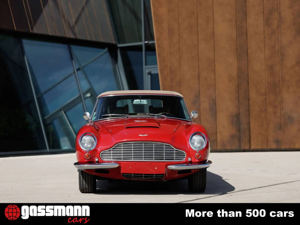 Image 2/15 of Aston Martin DB 5 (1965)