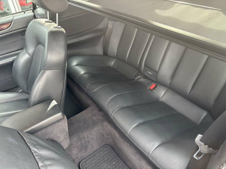 Afbeelding 16/34 van Mercedes-Benz CLK 320 (1999)