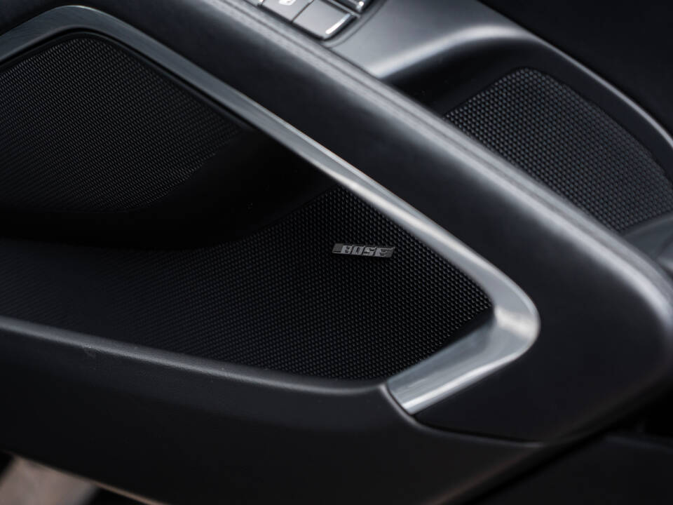 Imagen 44/51 de Porsche 911 Turbo (2014)
