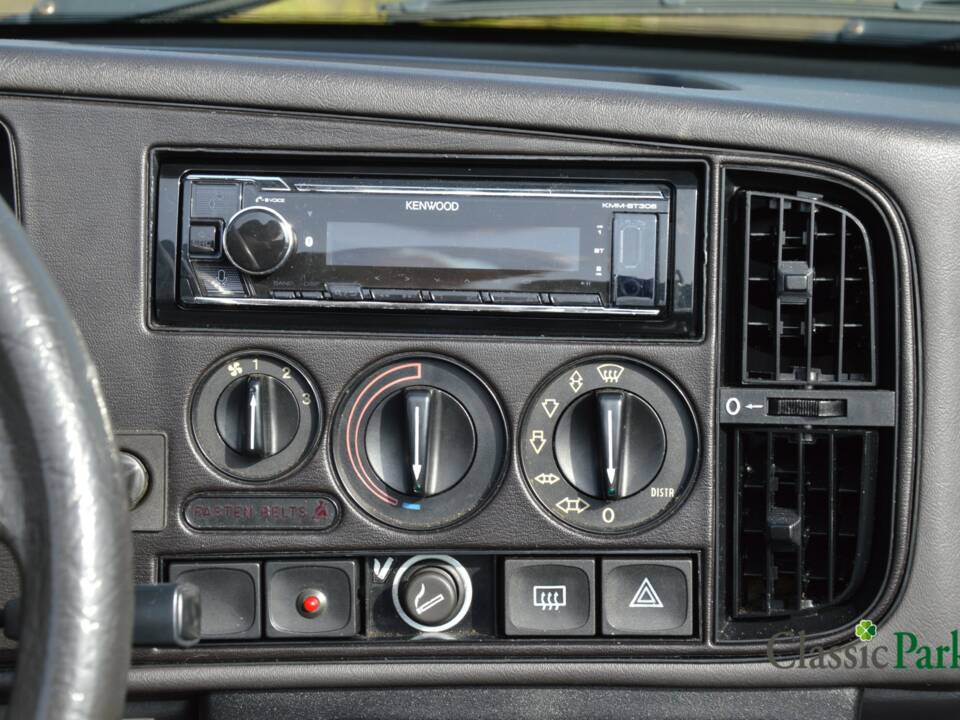 Bild 46/50 von Saab 900 2.0i 16V (1993)