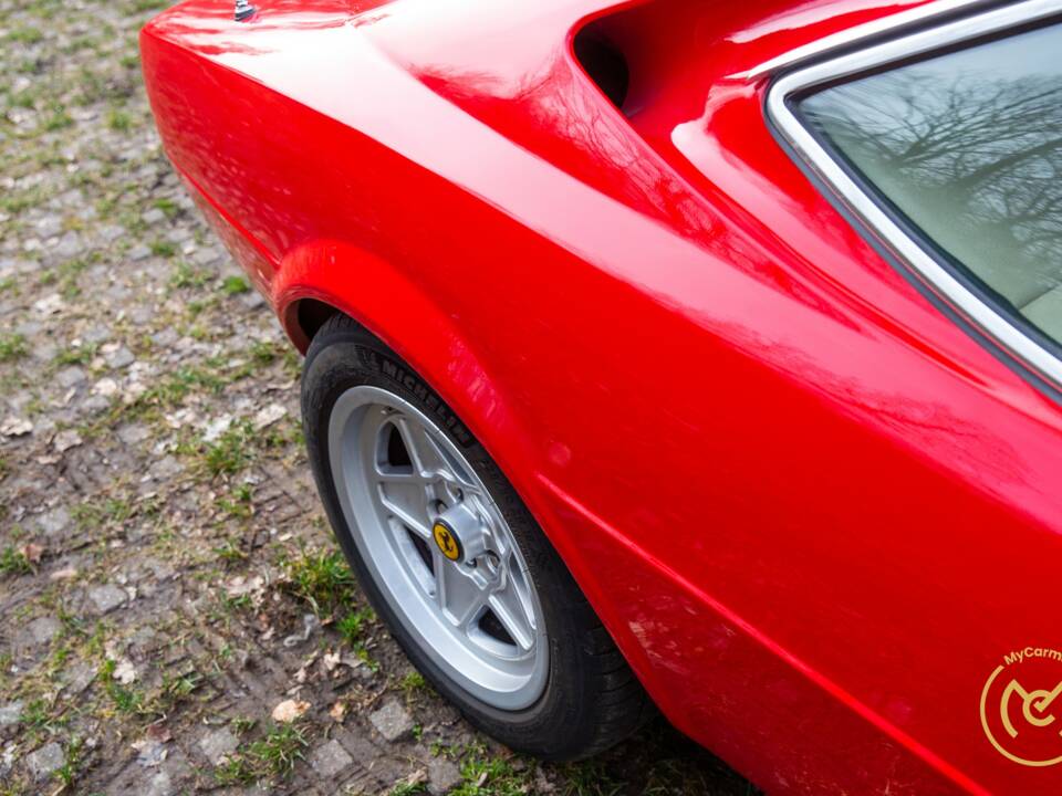 Bild 11/20 von Ferrari 308 GT4 (1977)