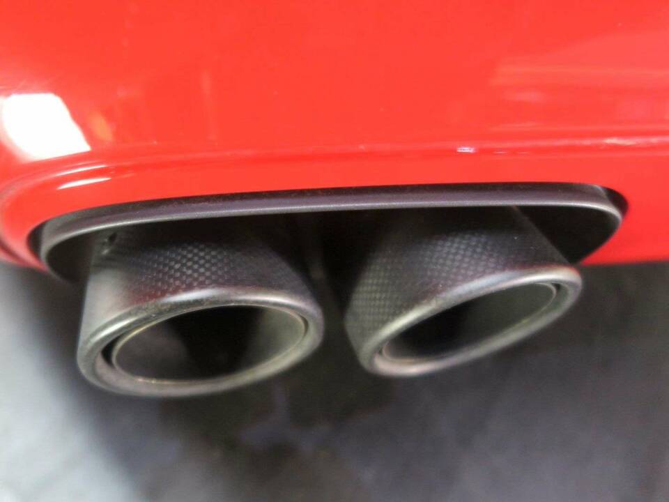 Image 36/50 of Porsche 911 Carrera 4S (2011)