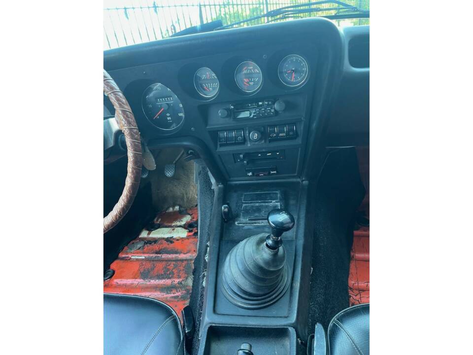 Image 32/50 of Opel GT 1900 (1971)