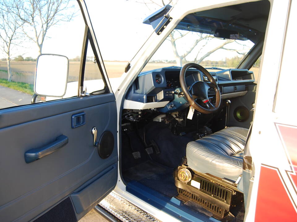 Image 23/47 of Nissan Patrol (1983)
