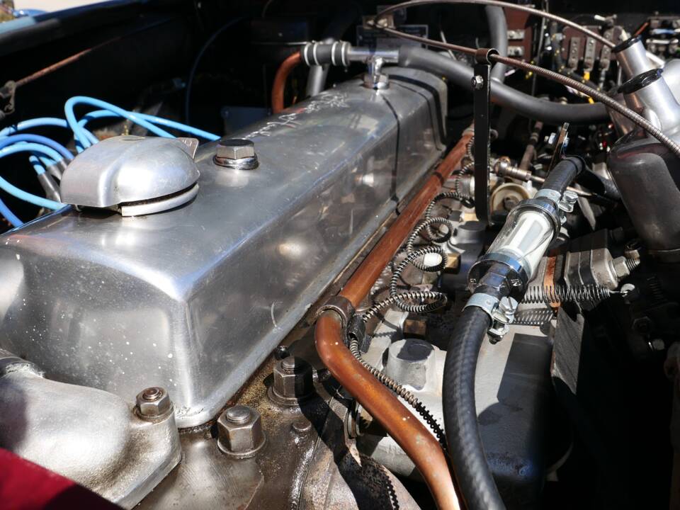 Imagen 9/14 de Austin-Healey 3000 Mk II (BJ7) (1963)
