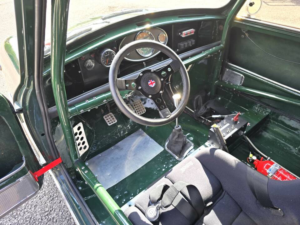 Image 13/61 of Austin Mini Cooper S 1275 (1964)