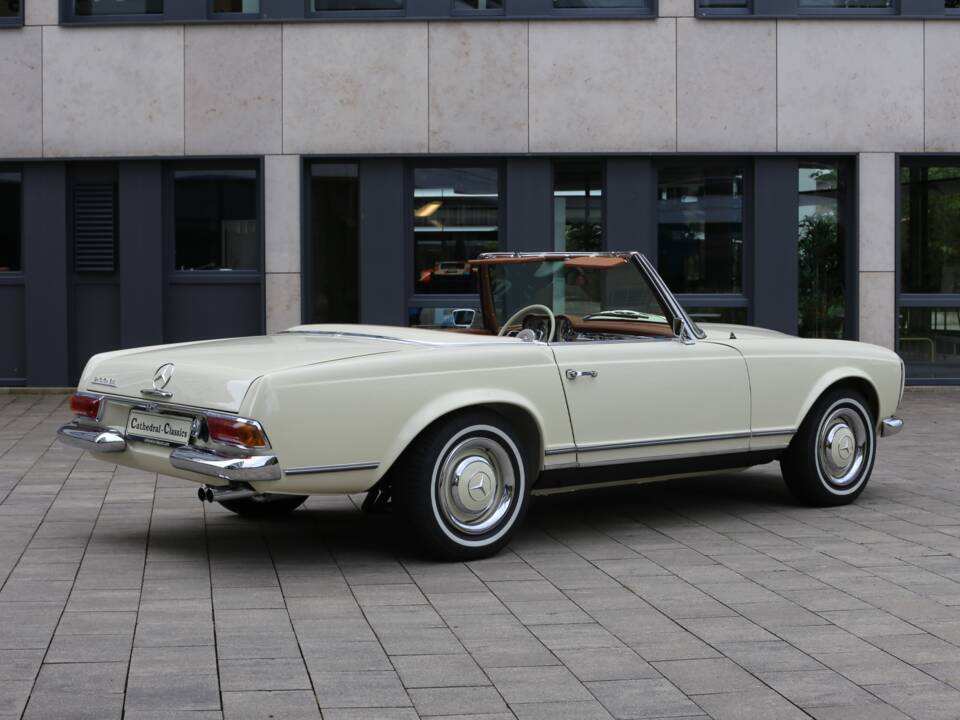 Imagen 40/50 de Mercedes-Benz 230 SL (1965)
