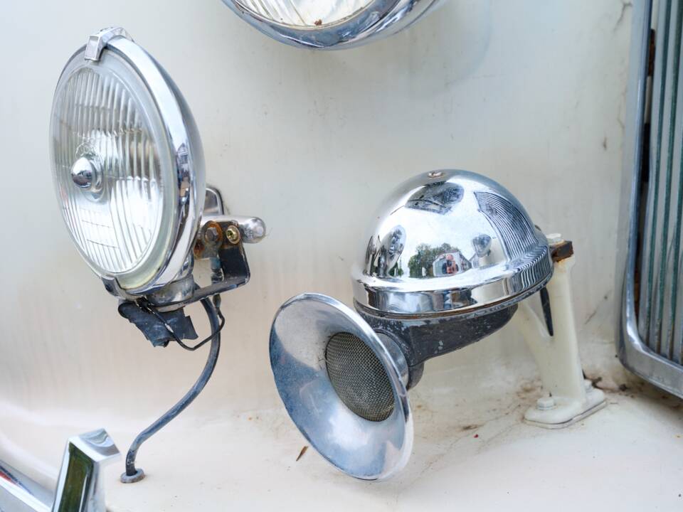 Bild 47/50 von Triumph 2000 Roadster (1949)