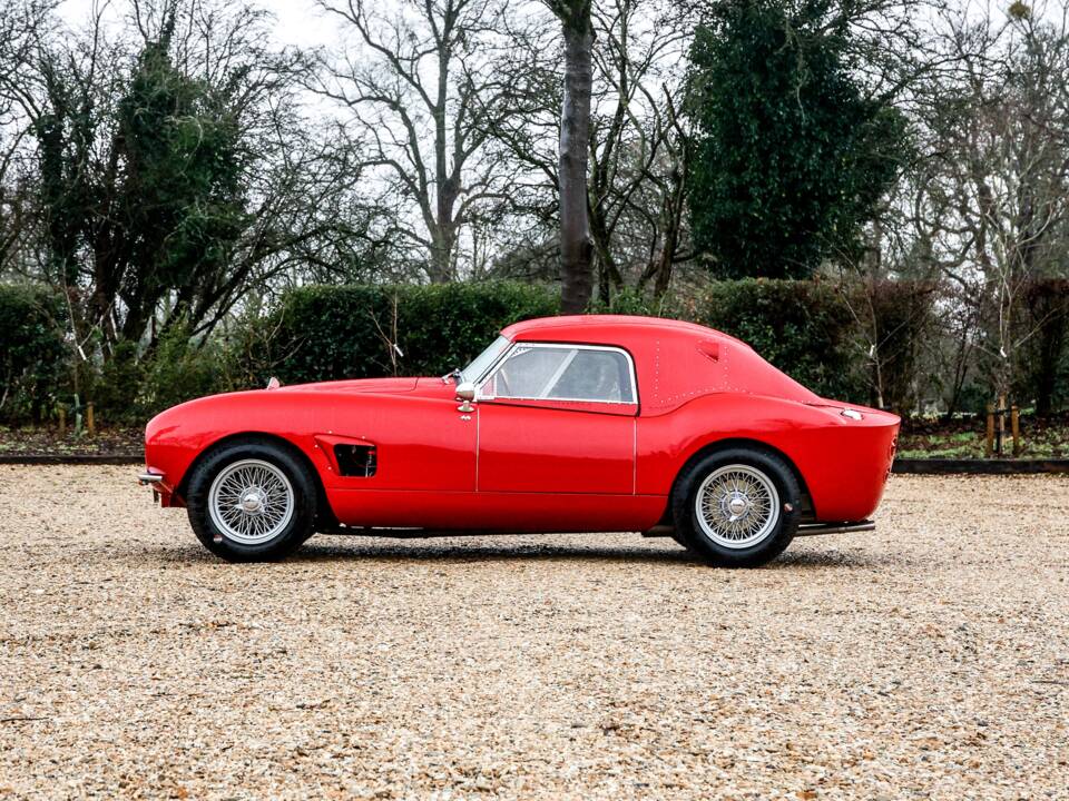 Image 15/49 of MG MGA 1850 (1960)