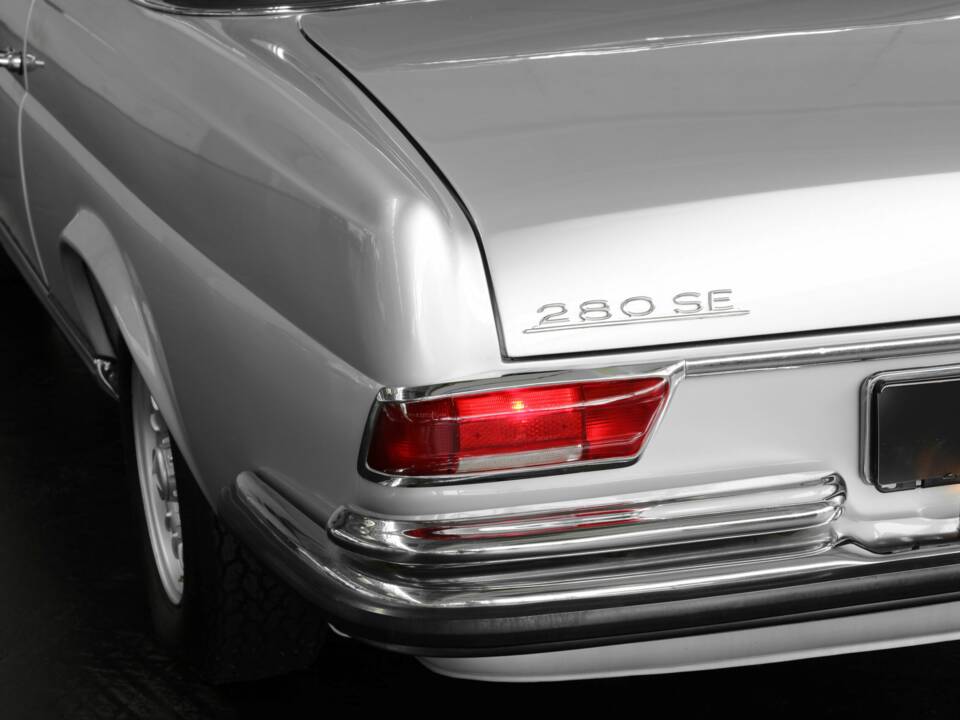 Afbeelding 15/50 van Mercedes-Benz 280 SE (1968)