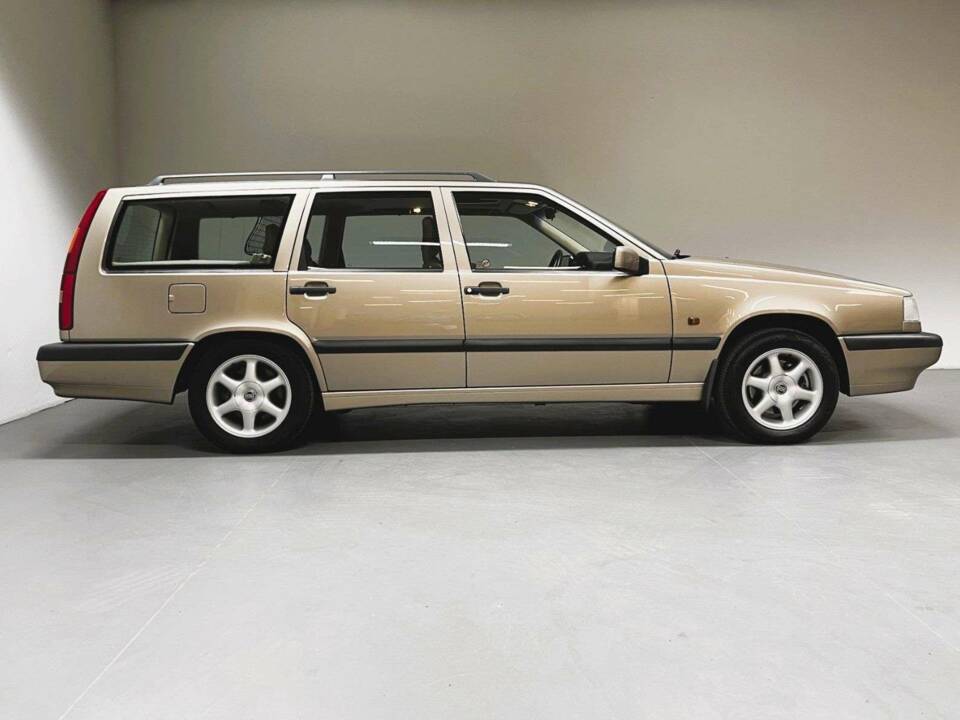 Bild 6/15 von Volvo 850 2.5-10V (1994)