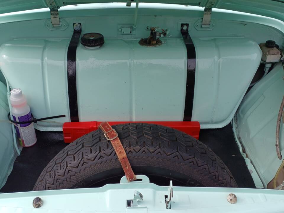 Bild 6/6 von SEAT 600 E (1972)