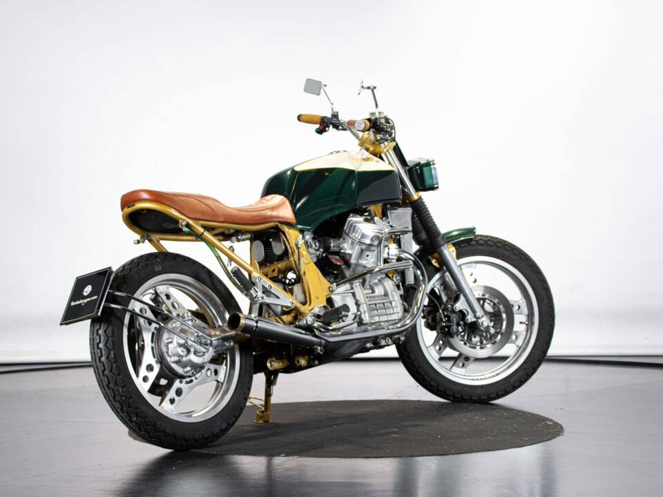Image 4/50 of Honda CX 500 (1982)