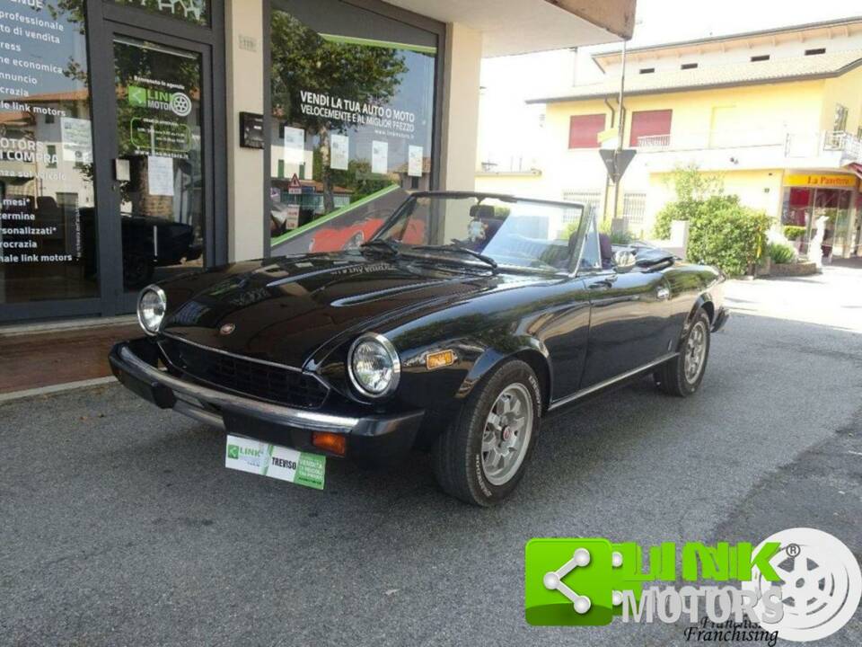Image 3/10 of FIAT Pininfarina Spideramerica (1979)