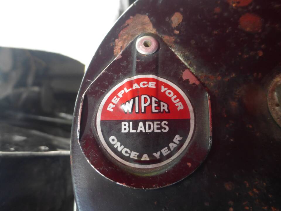 Image 129/174 of Jaguar XK 150 3.4 S OTS (1958)