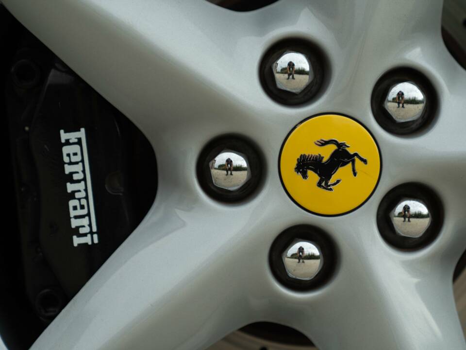 Afbeelding 17/50 van Ferrari 360 Spider (2002)