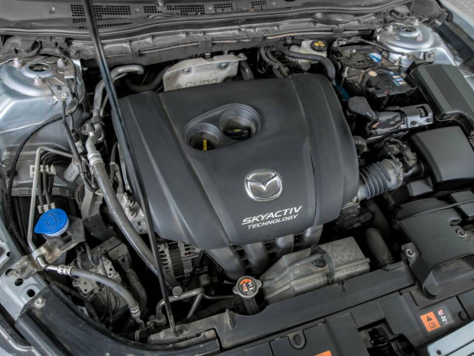 Imagen 44/50 de Mazda 6 Sport Kombi 2.0 Skyactiv-G (2016)