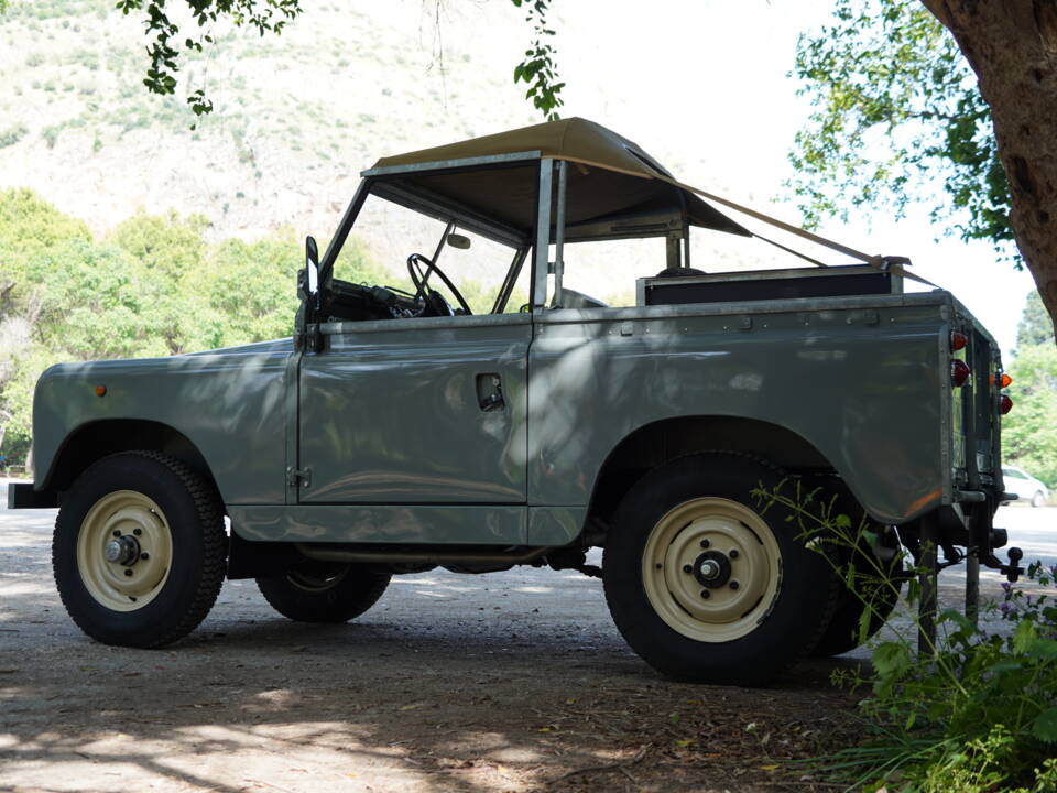 Bild 13/79 von Land Rover 88 (1963)