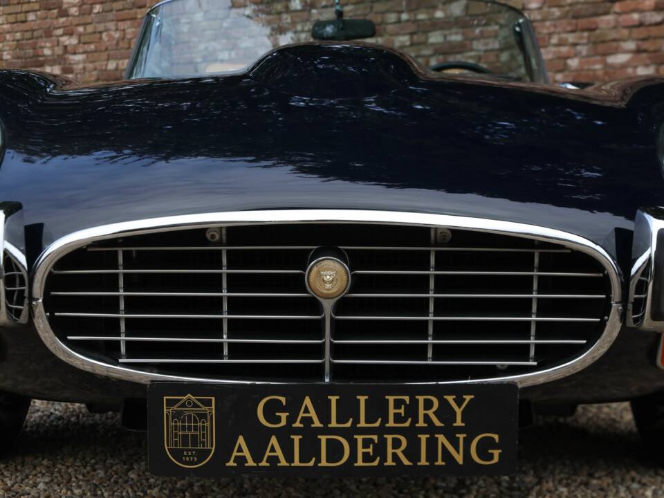 Bild 23/50 von Jaguar E-Type V12 (1973)