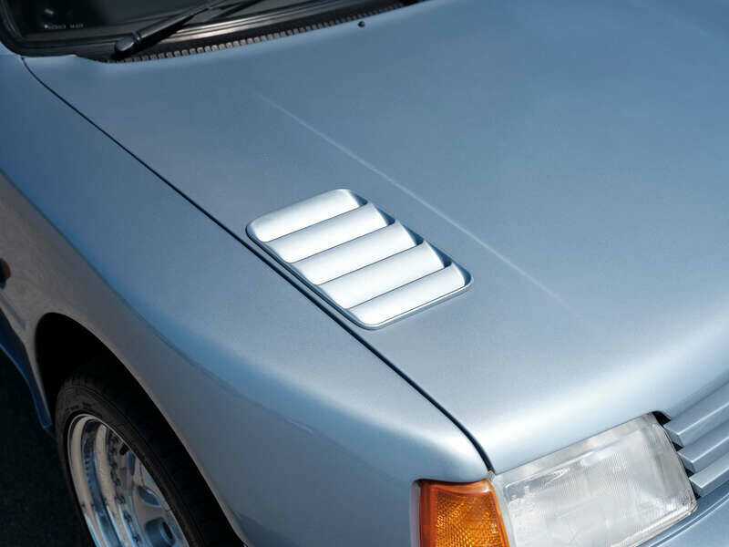 Image 47/50 of Peugeot 205 GTi 1.9 (1990)