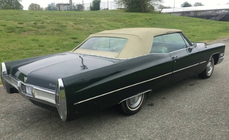 Bild 49/50 von Cadillac DeVille Convertible (1967)