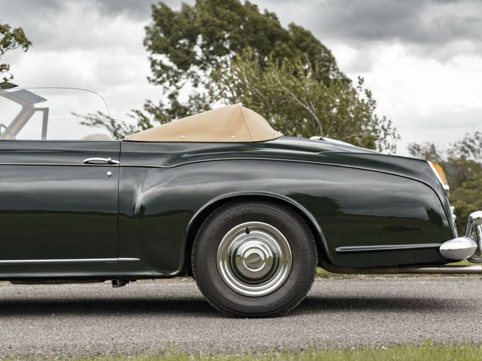 Afbeelding 29/50 van Bentley S 1 Continental DHC (1957)