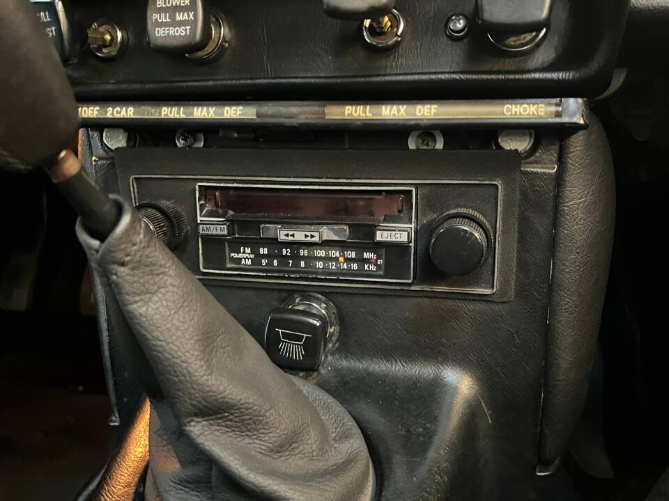 Immagine 24/50 di Triumph TR 6 (1974)