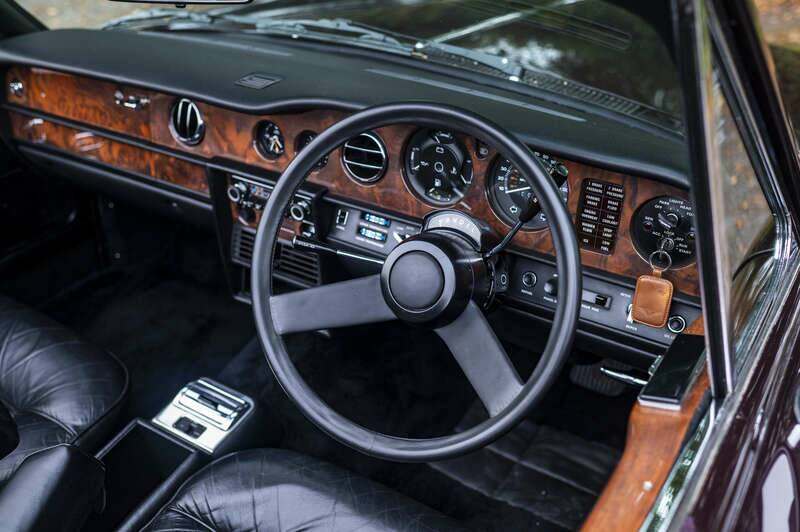 Image 33/37 of Bentley Corniche I (1978)