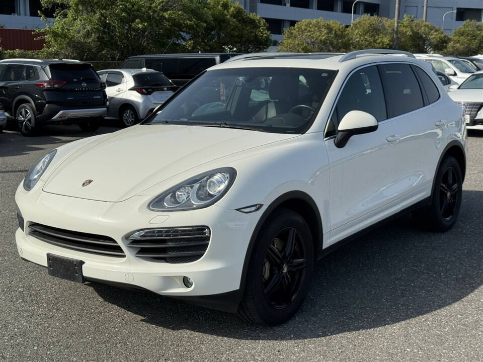 Bild 1/61 von Porsche Cayenne S (2010)