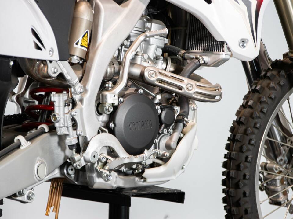 Image 37/50 de Yamaha DUMMY (2008)