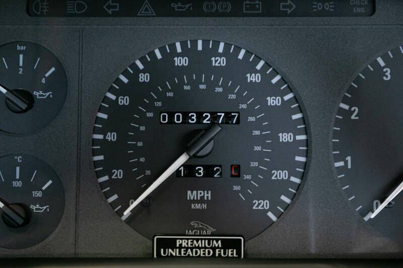 Bild 9/50 von Jaguar XJ 220 (1994)