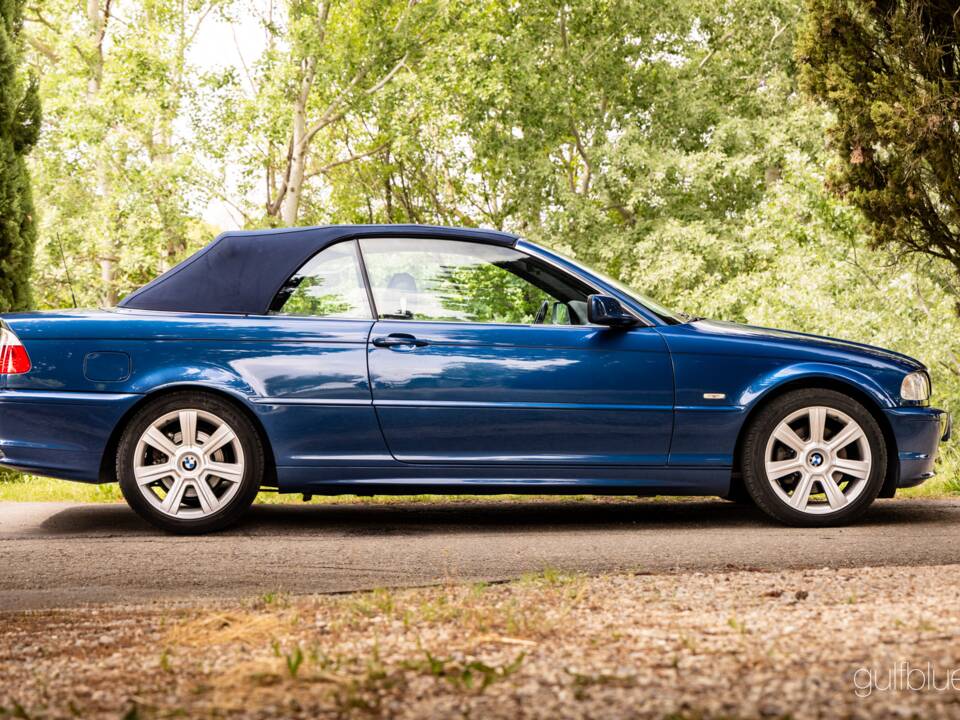 Image 45/56 of BMW 323Ci (2000)