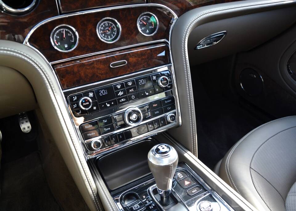 Bild 23/36 von Bentley Mulsanne Speed (2015)