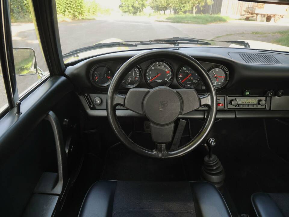 Afbeelding 19/37 van Porsche 911 2.7 S (1974)