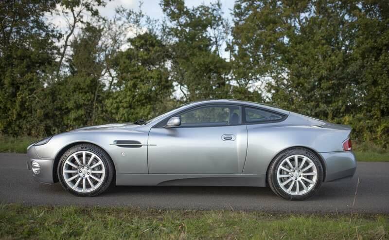 Bild 34/38 von Aston Martin V12 Vanquish (2003)