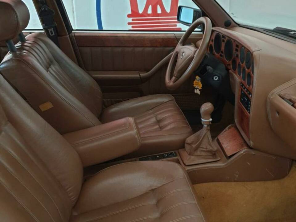 Bild 36/50 von Lancia Thema 8.32 (1989)