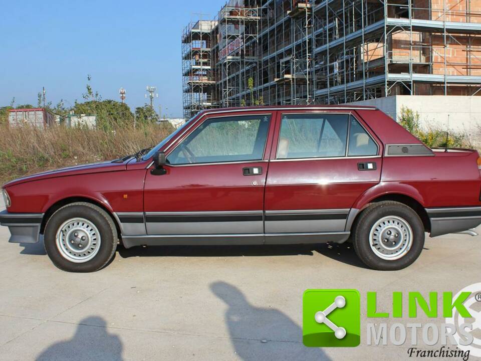 Imagen 7/10 de Alfa Romeo Giulietta 1.8 (1985)