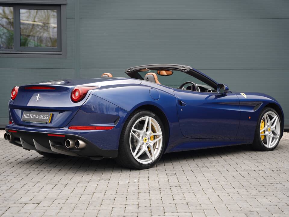 Bild 5/50 von Ferrari California T (2016)