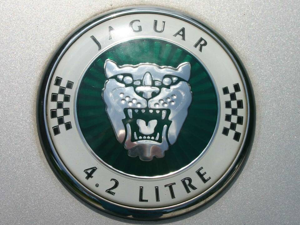 Bild 10/51 von Jaguar S-Type 4.0 V8 (2000)