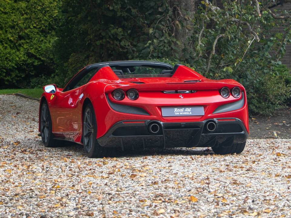 Bild 10/43 von Ferrari F8 Spider (2020)