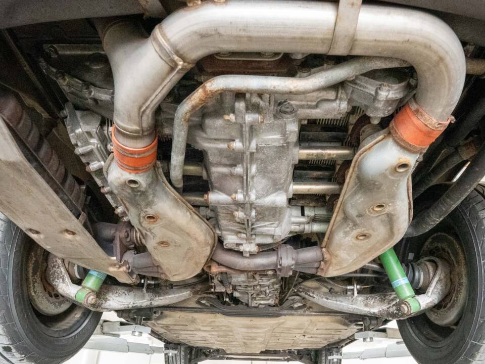 Image 21/38 of Porsche 911 Carrera 3.2 (1986)