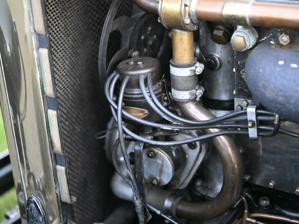 Image 44/50 de Bentley 4 1/2 Litre (1928)