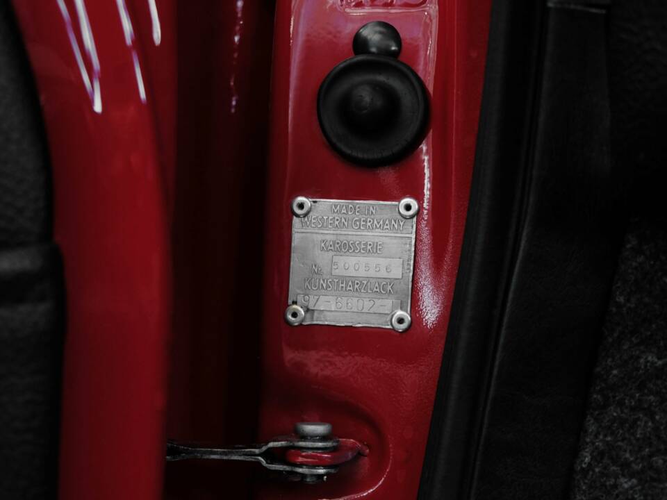 Bild 43/43 von Porsche 911 2.0 T (1967)