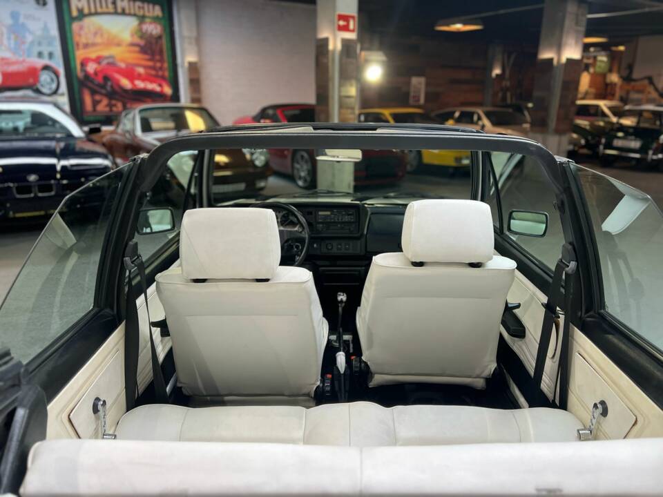 Immagine 35/68 di Volkswagen Golf III GTI 2.0 (1993)