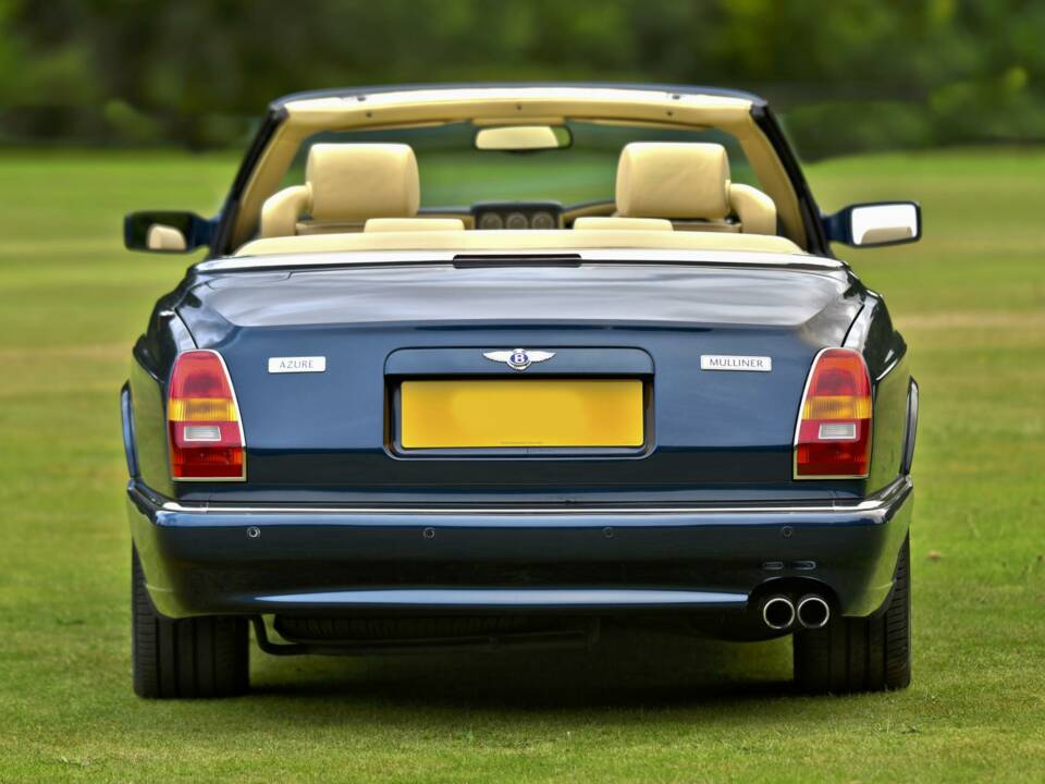 Immagine 13/50 di Bentley Azure Mulliner (2003)