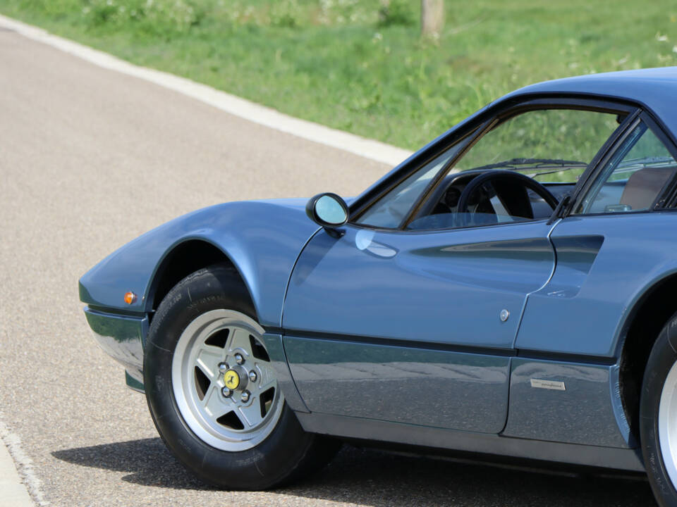 Image 44/50 of Ferrari 308 GTB (1976)