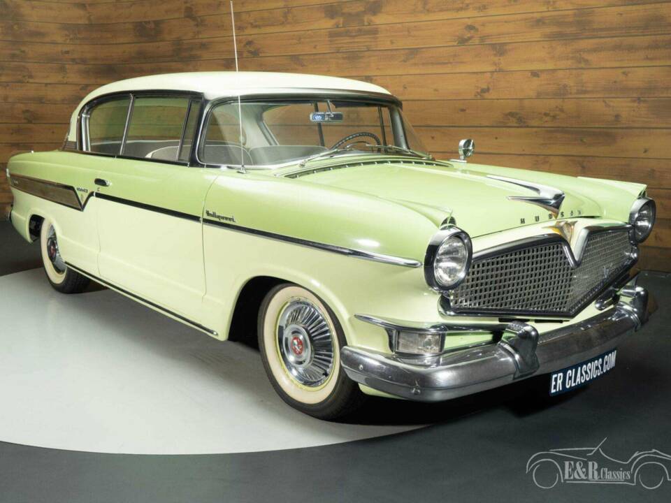 Image 3/19 of Hudson Commodore Custom Eight (1956)