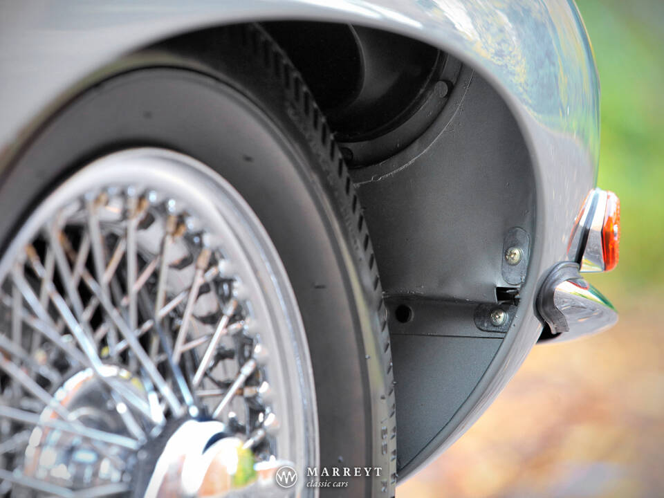 Bild 18/69 von Jaguar E-Type 3.8 Flat Floor (1961)