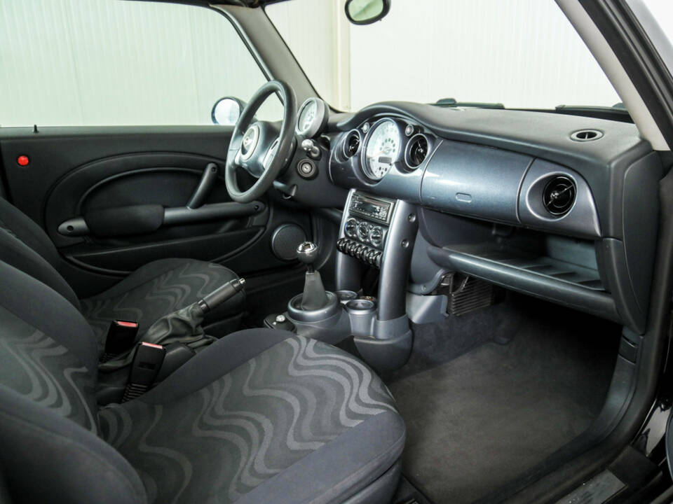 Bild 20/47 von Mini One (2003)